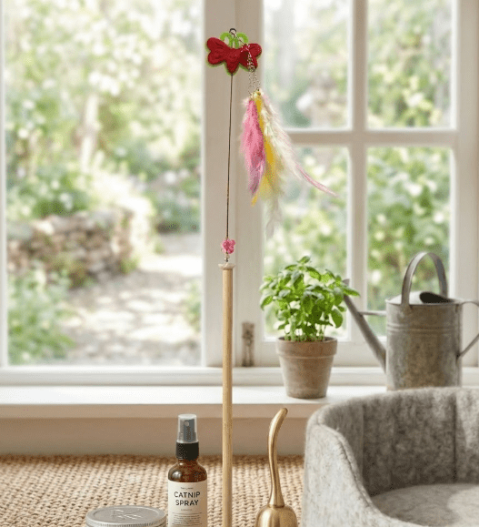 Interactive Wooden Cat Teaser Stick