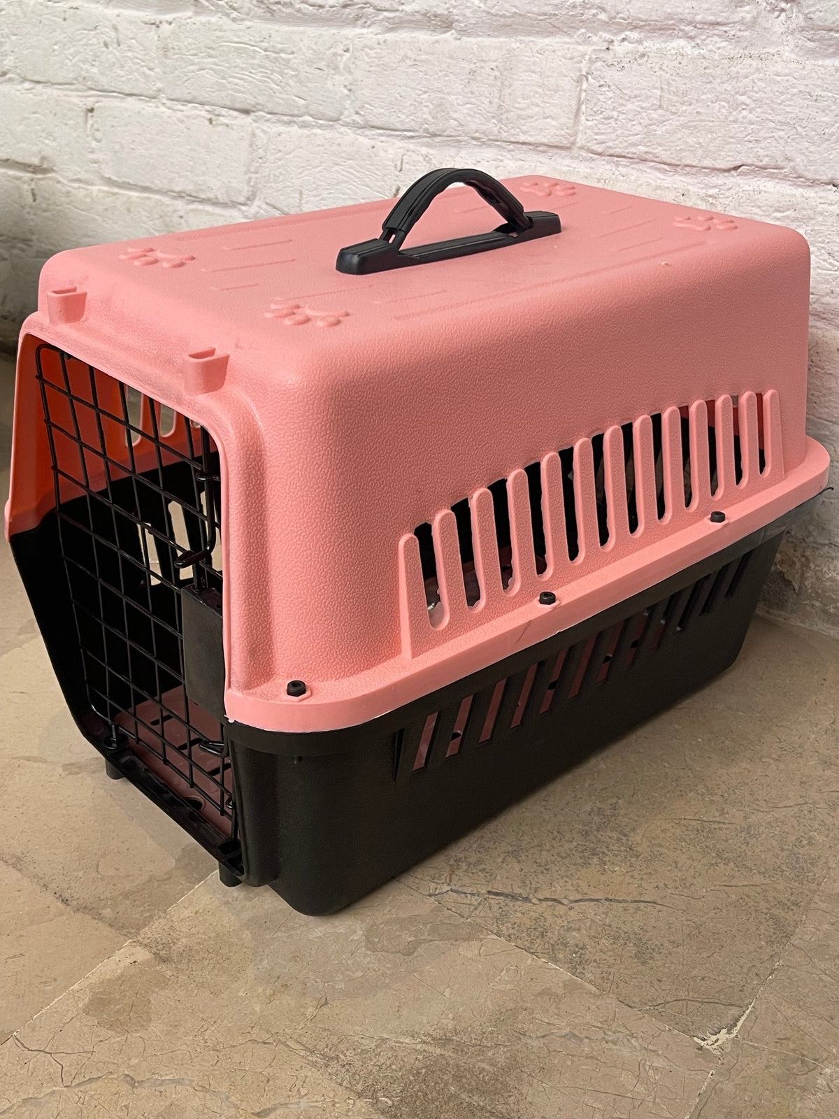 Jetbox for Cats and Puppies (Made in Pakistan)