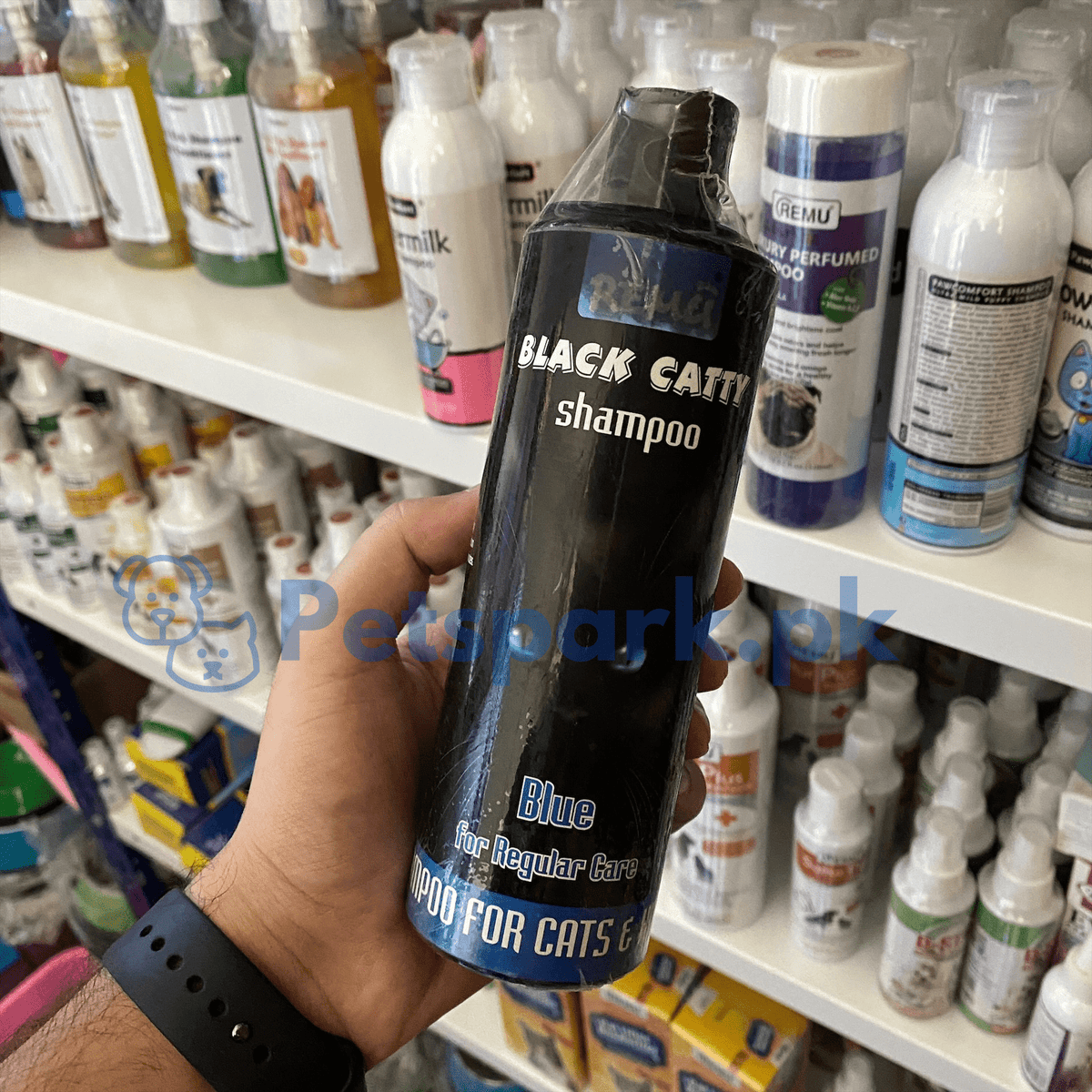 Remu - Black Catty Shampoo - 320ml