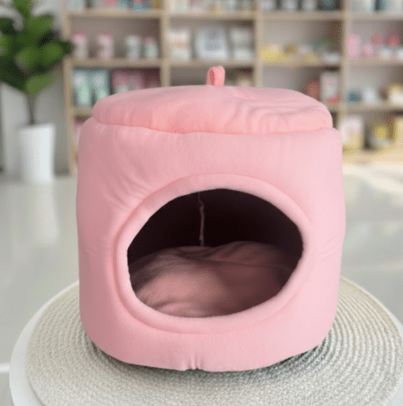 Round Elegant House in a Bed