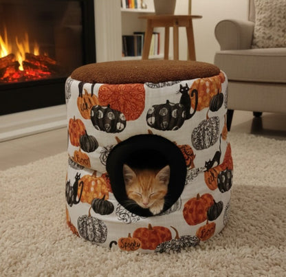 Round Elegant House in a Bed