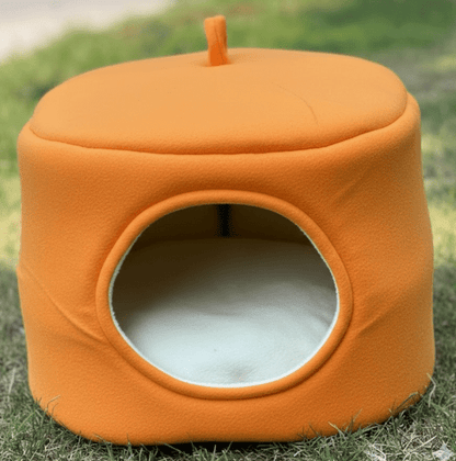 Round Elegant House in a Bed