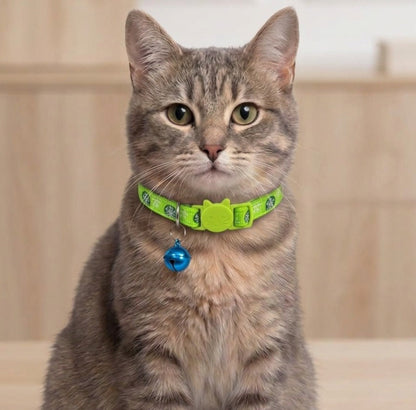 SnowFall Print Design Cat Collar With Bell